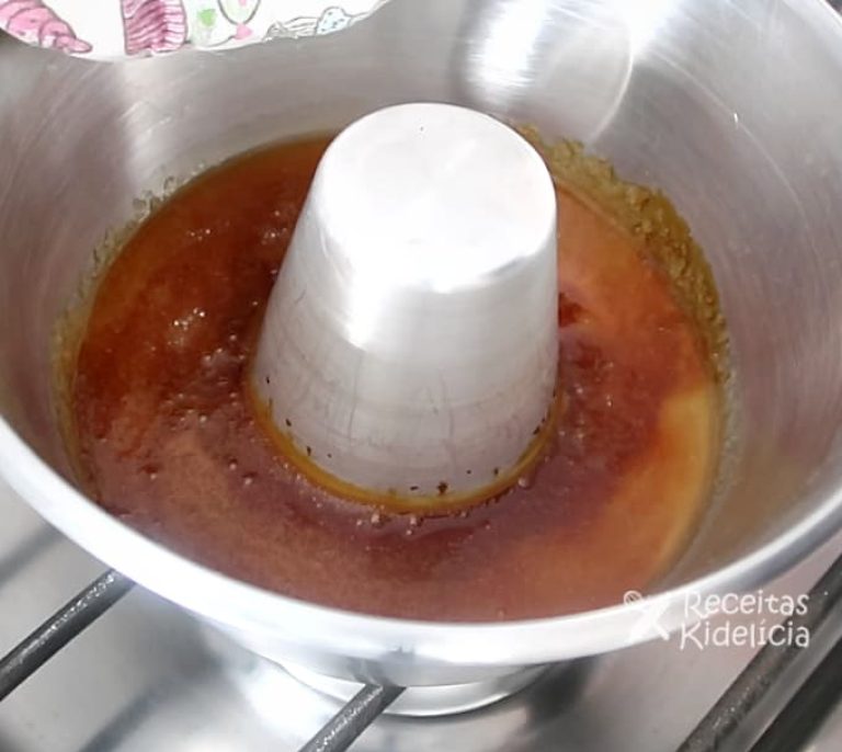 como fazer calda de caramelo para pudim