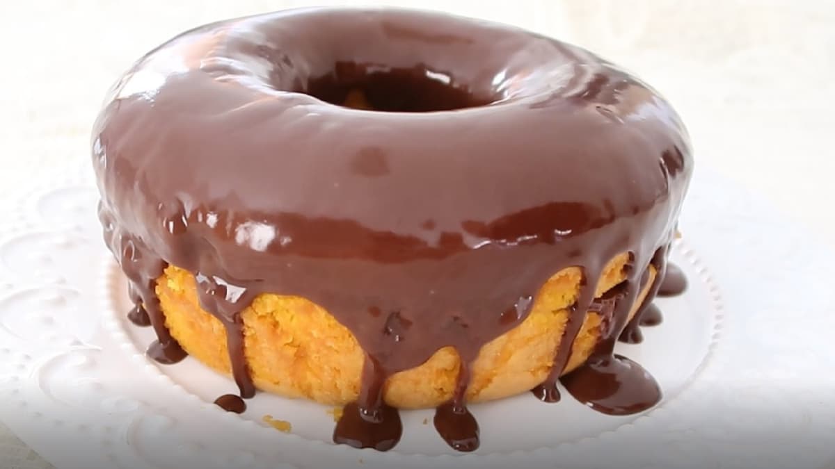 Bolo de Cenoura Trufado