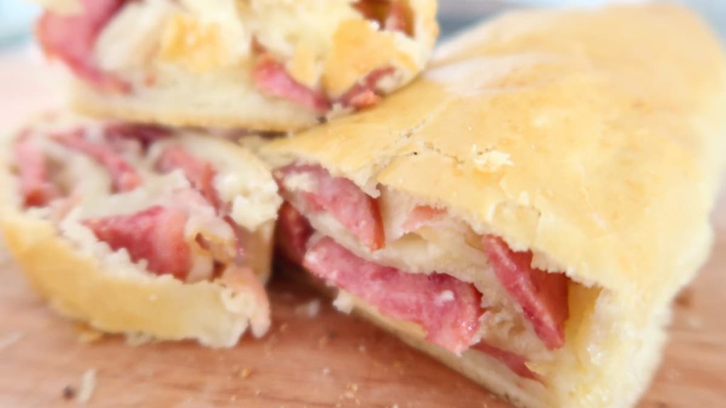 pão caseiro recheado fácil