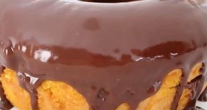 Bolo de Cenoura Trufado