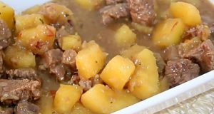 carne de panela com mandioca