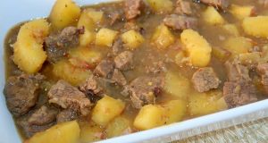 carne de panela com mandioca
